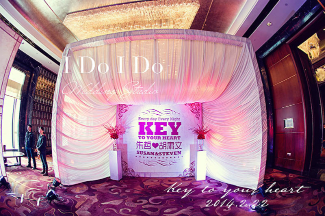 【Key to your heart】简约优雅的红白婚礼