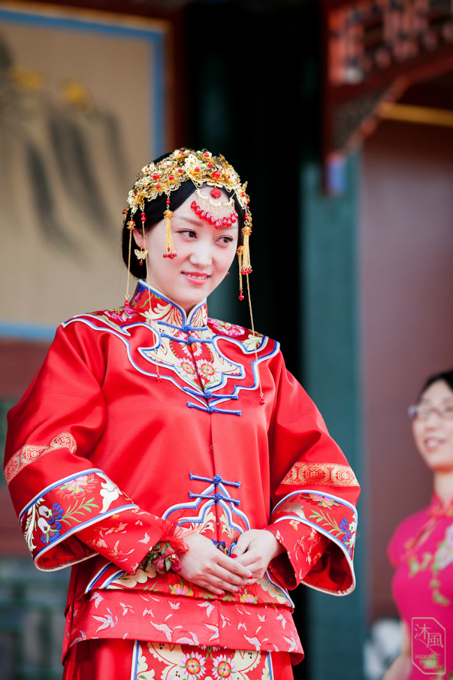 中式新娘,礼服,头饰,