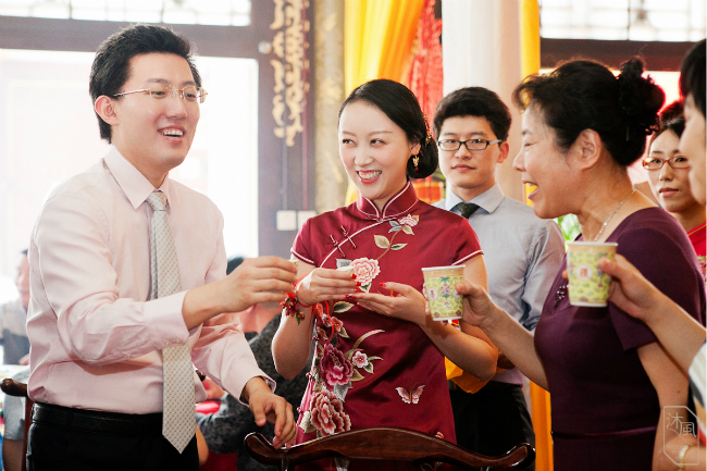 中式新娘礼服,旗袍,婚礼跟拍,