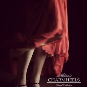 CHARMHEELS婚鞋:穿上这双鞋，与你跳婚礼上的第一支舞