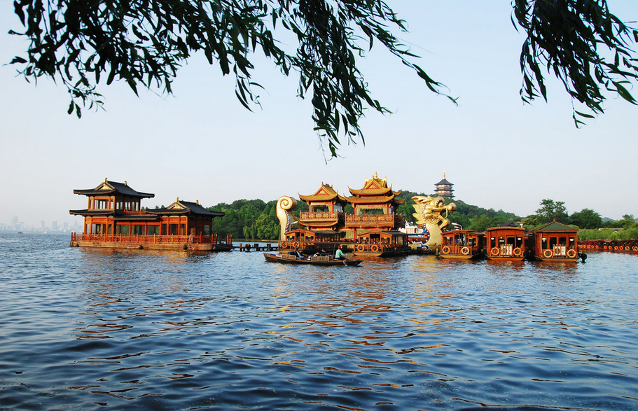 杭州西湖区婚纱店,