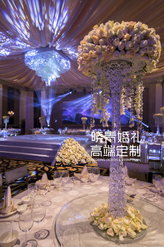 桌花吊饰灯光舞美