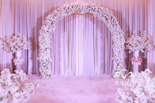 樱花盛开的殿堂