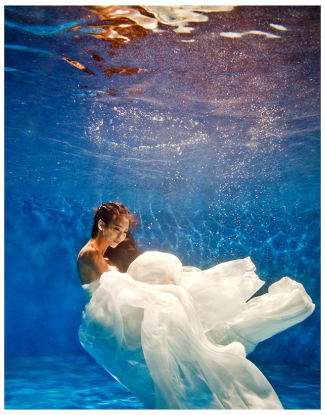 水下新娘写真,水下婚纱照,创意新娘写真,