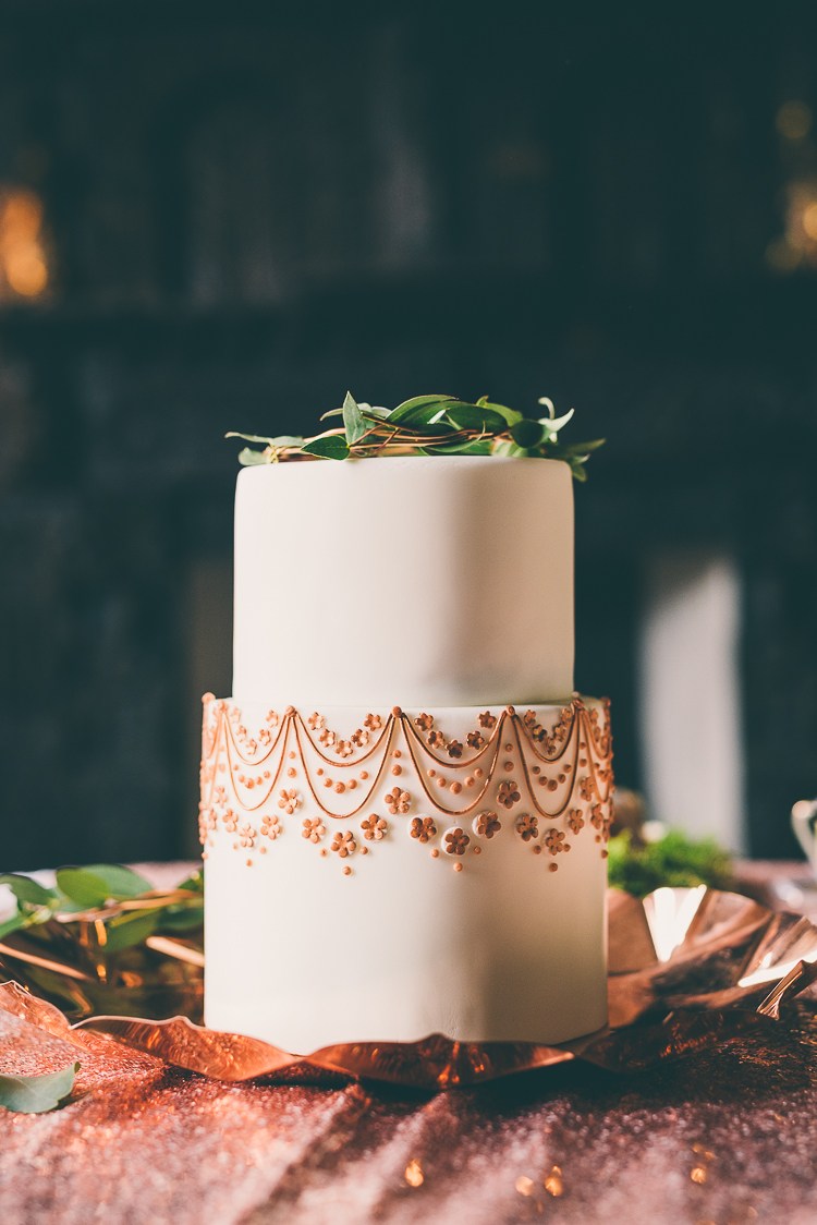 婚礼蛋糕,金属质感,