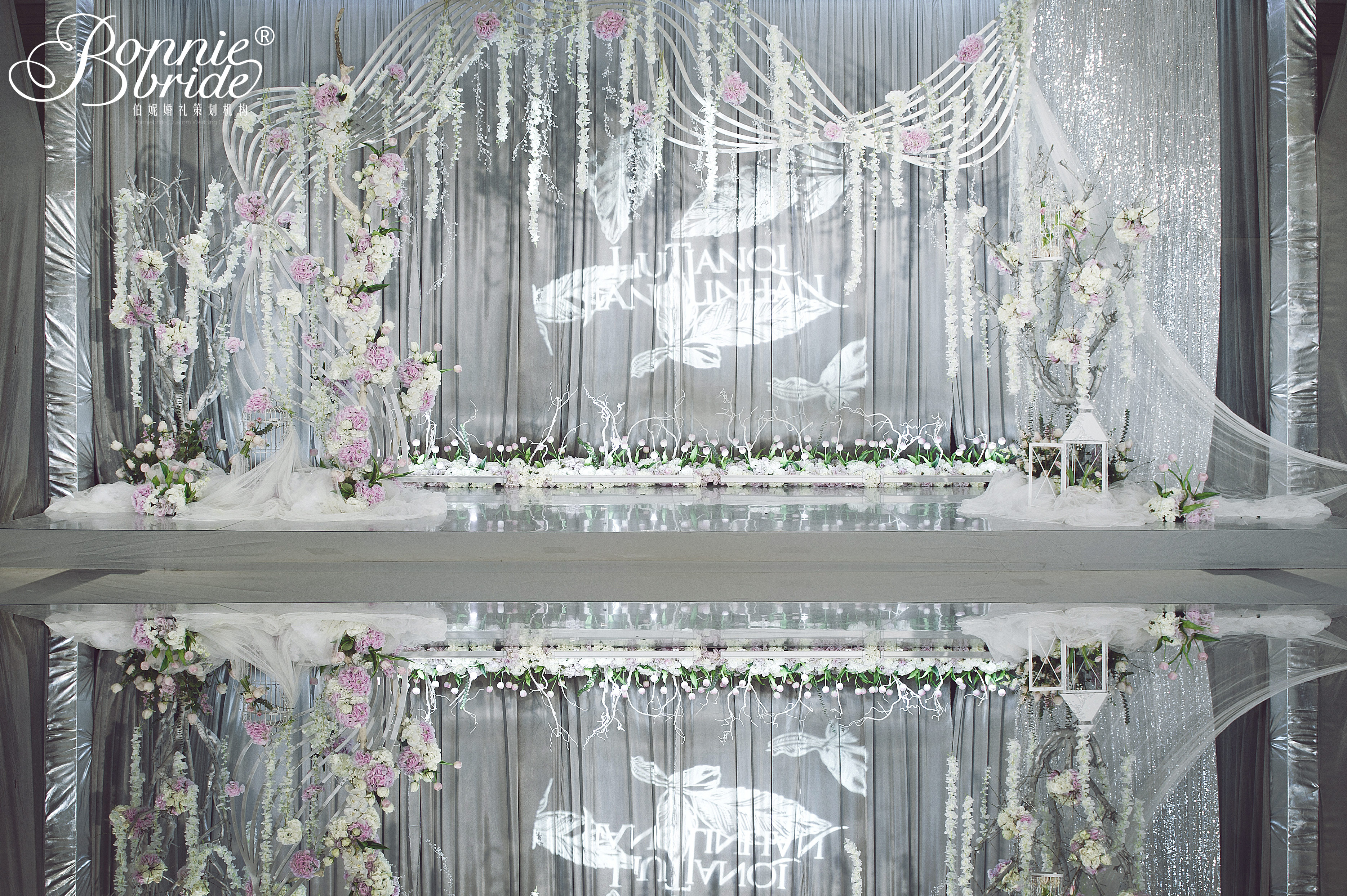 银色系唯美梦幻风婚礼《The éclair》