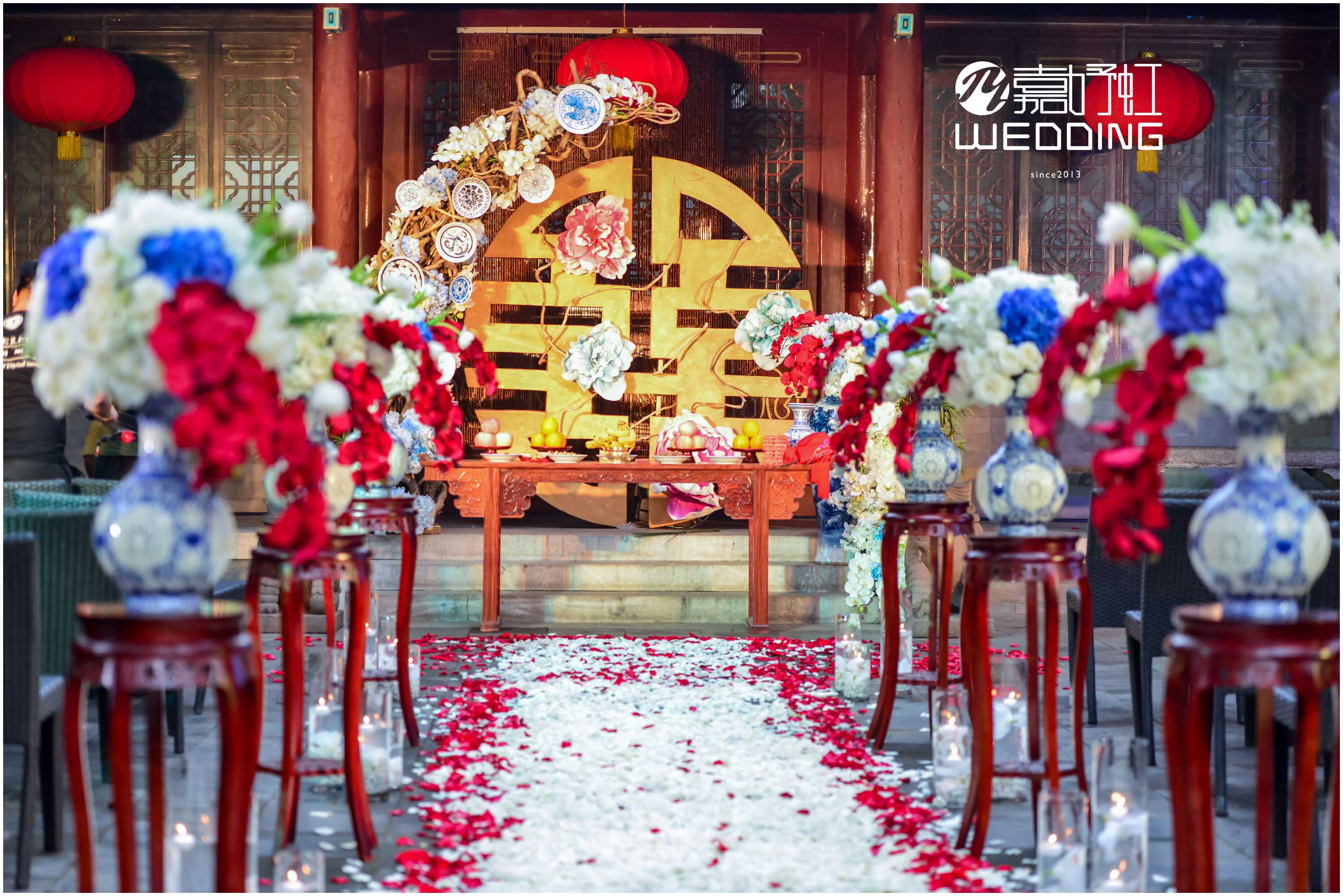 户外新中式婚礼 | 青花瓷与中国红的致雅邂逅