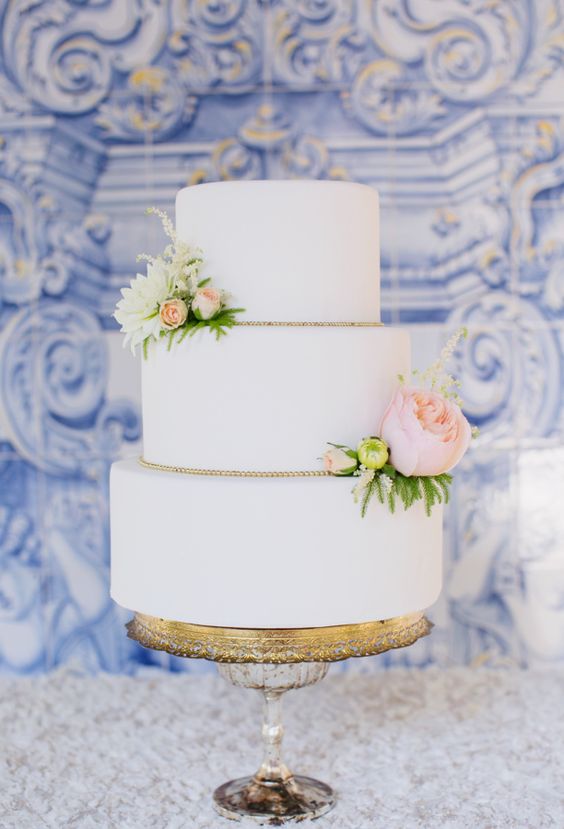 婚礼蛋糕白色蛋糕