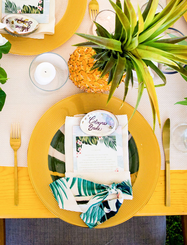 婚礼请柬餐盘设计菠萝