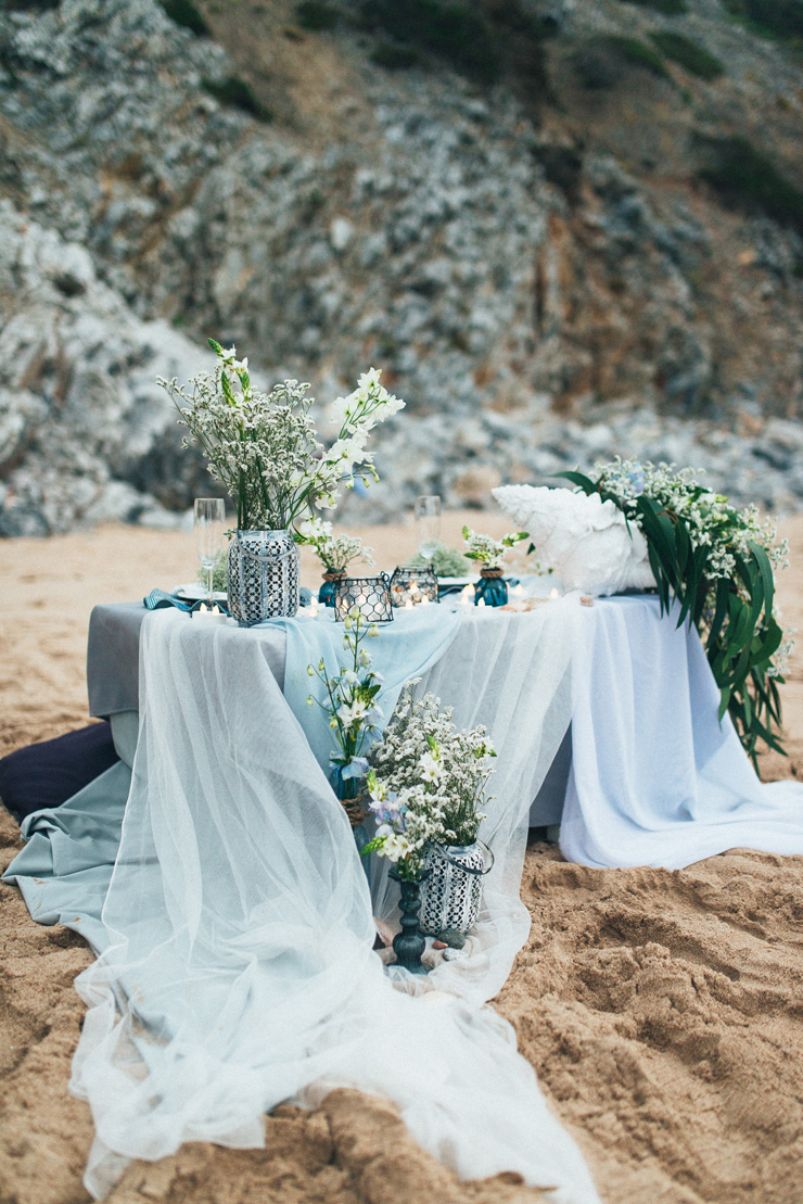 沙滩婚礼海滩婚礼餐桌布置