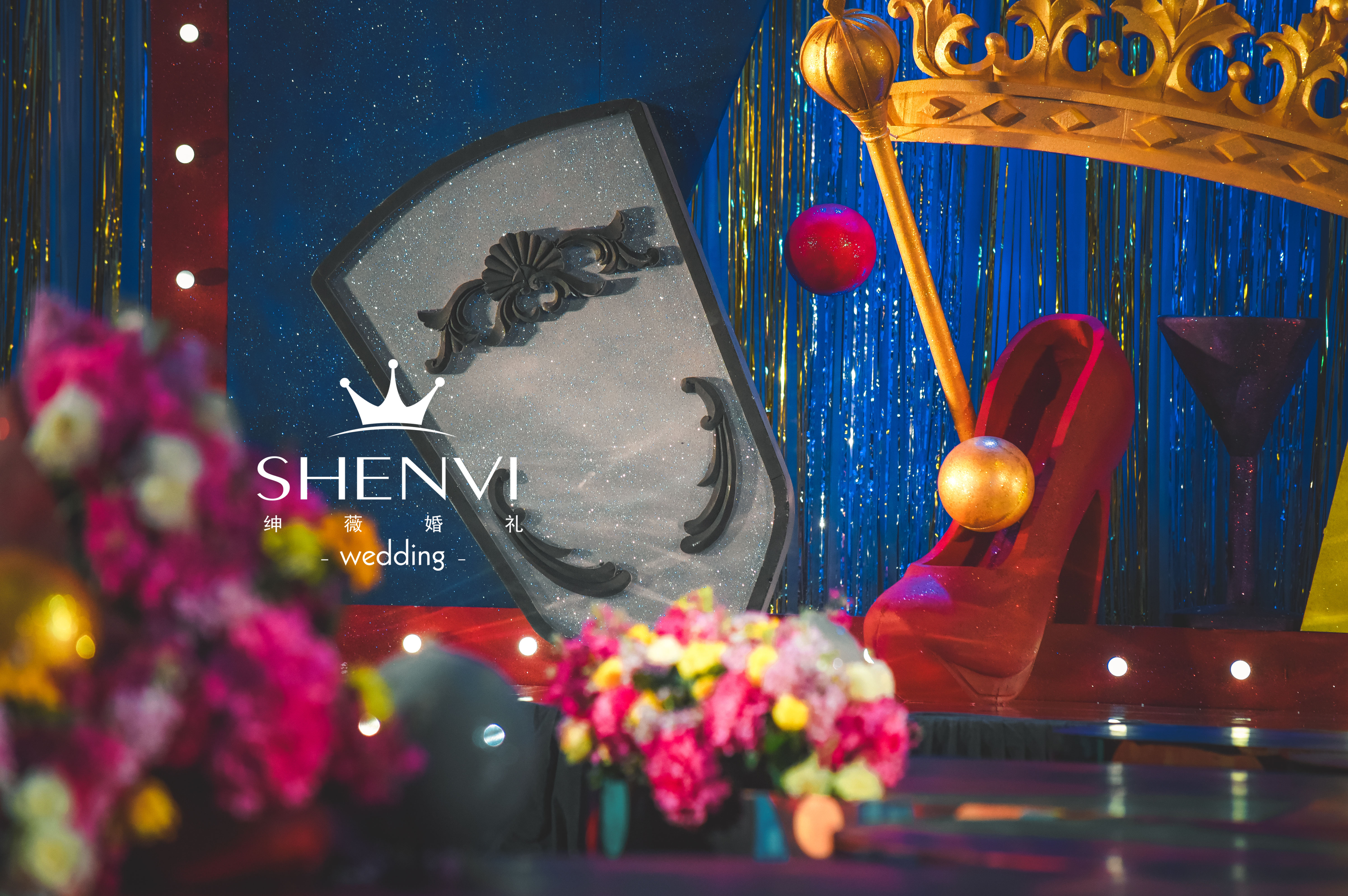 盾牌背景墙,高跟鞋背景墙,