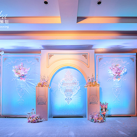 2016流行色粉晶色与静谧蓝搭配的清新婚礼《Full House-浪漫满屋》