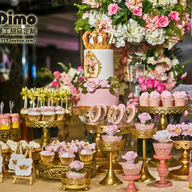 Dimo手工甜品定制:玫瑰王冠主题婚礼甜品台