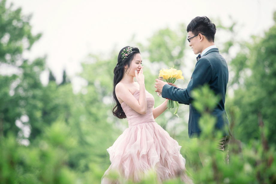 唯美外景婚纱照客照-来自杭州百合新娘摄影客照案例