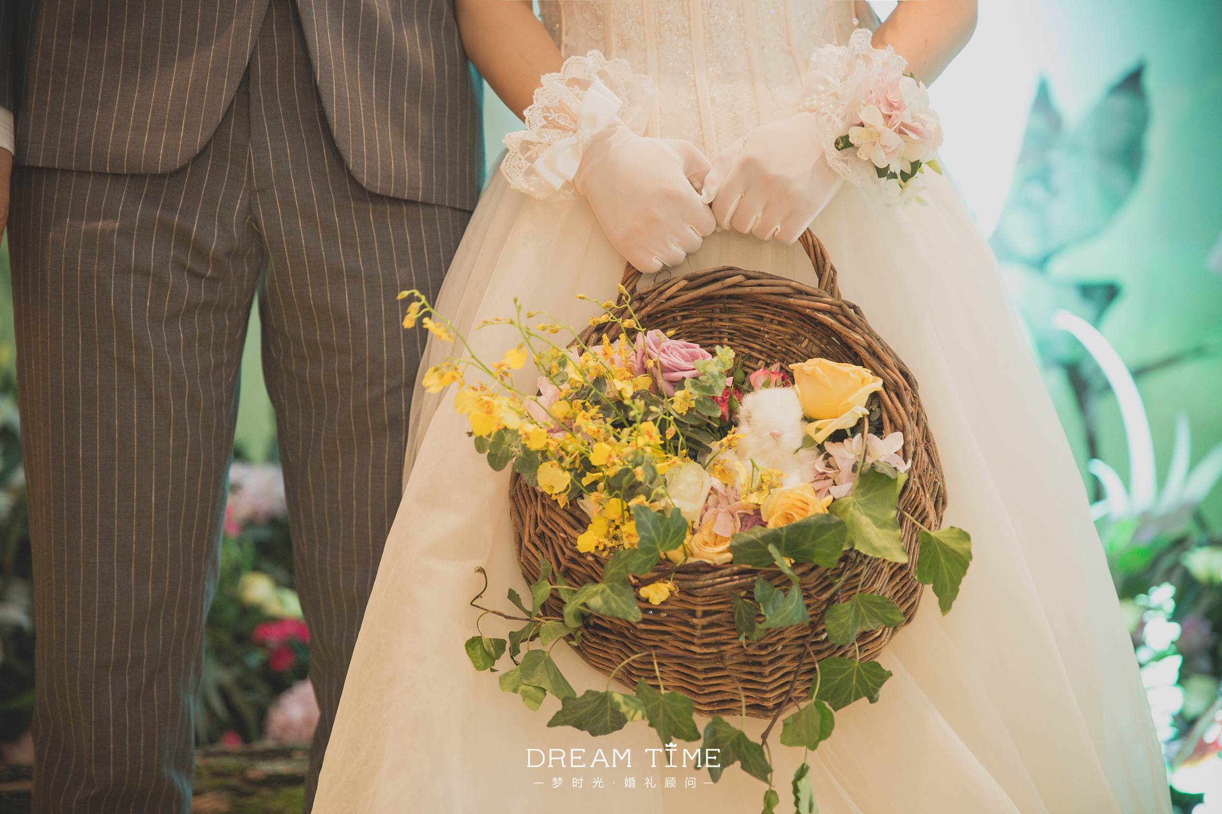 创意森系花篮,创意手捧花,