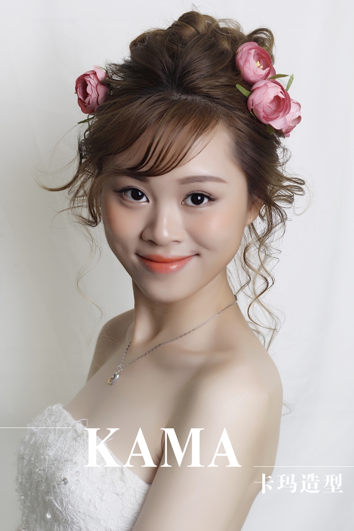新娘造型《活力丸子 飞扬发丝》
