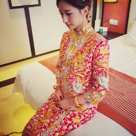 LaMoon婚纱杭州:中式新娘礼服 龙凤褂之“密五福”