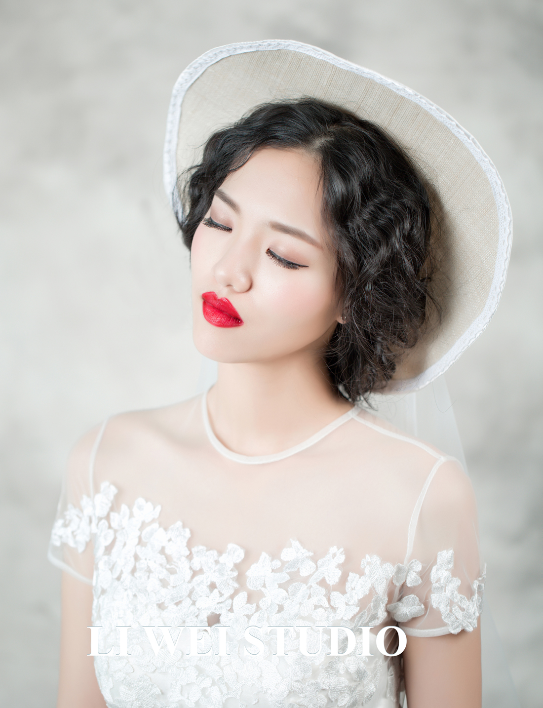 新娘发型,轻复古新娘妆,新娘造型,