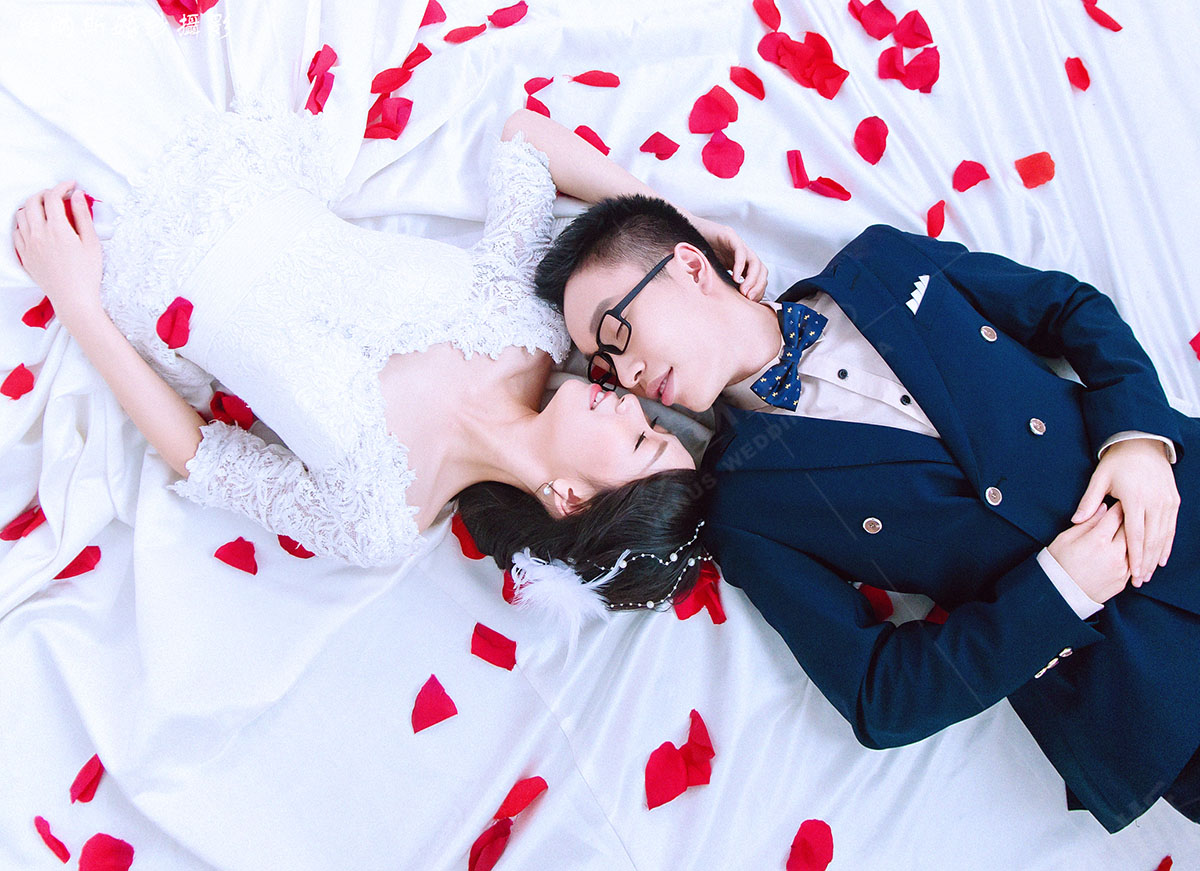 内景婚纱照,室内婚纱照,