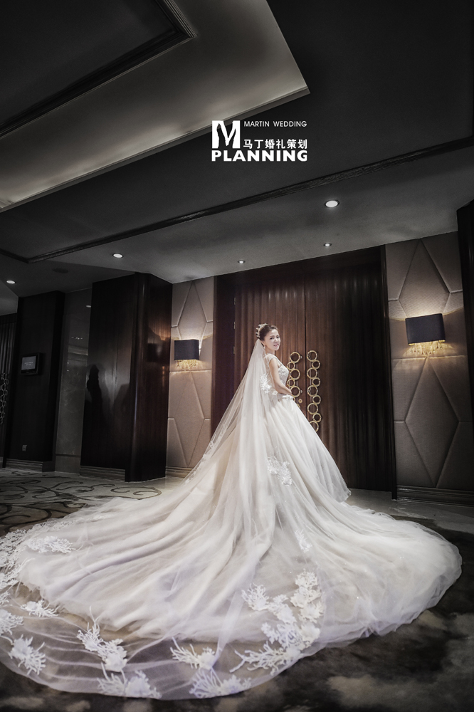 新娘写真,新娘造型,拖尾婚纱,