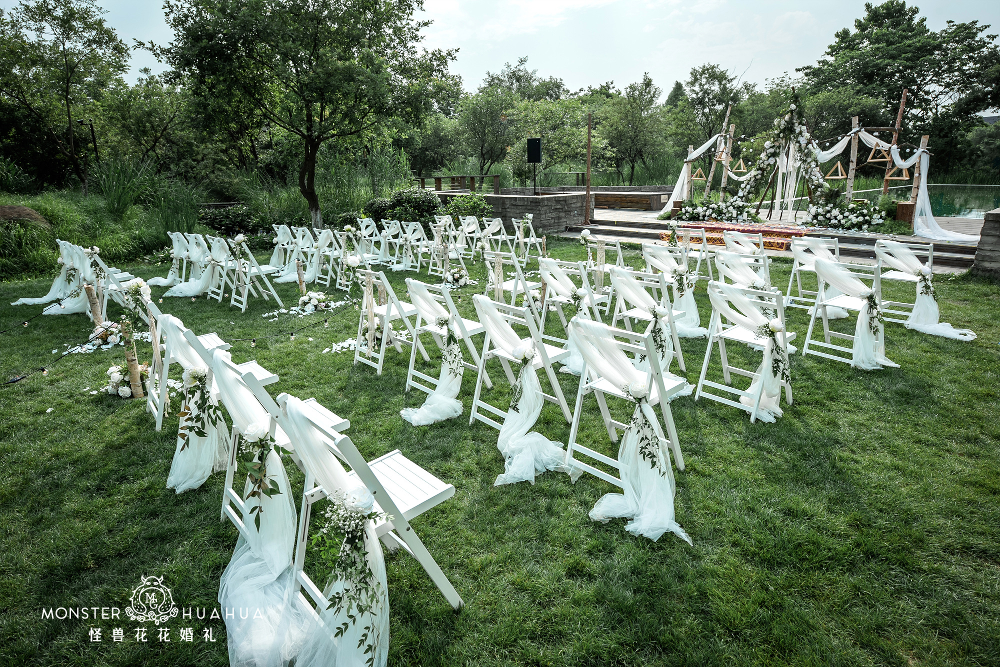 婚礼布置,白绿撞色,