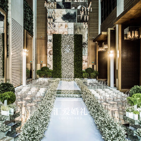 汇爱婚礼:北京室内婚礼 | 玫瑰花墙