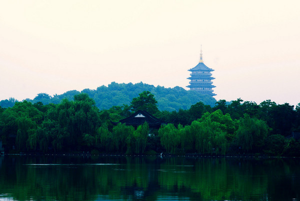 杭州——两个人，一座城