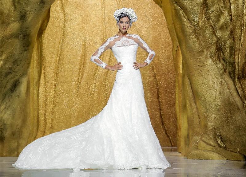 拖尾长袖婚纱,头饰新娘,PRONOVIAS,