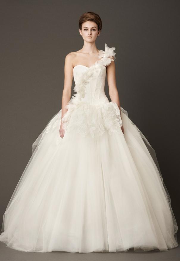 verawang,婚纱,单肩婚纱,