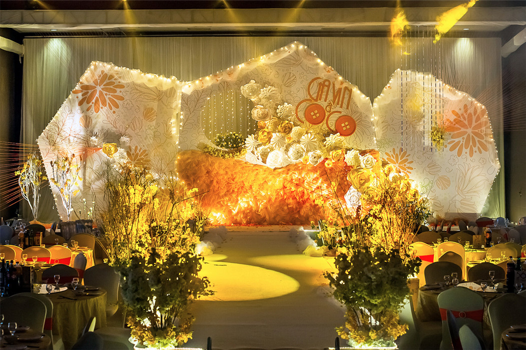 主题婚礼创意背景墙