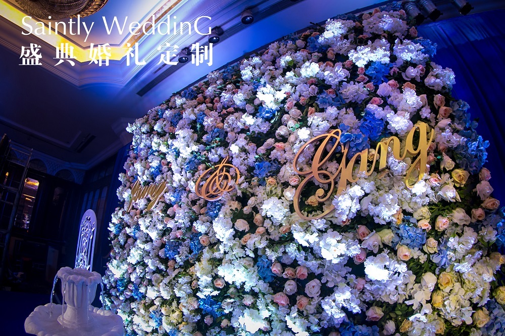 鲜花背景墙迎宾区