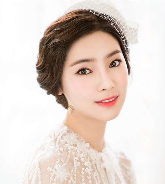 韩式新娘造型新娘发型头纱
