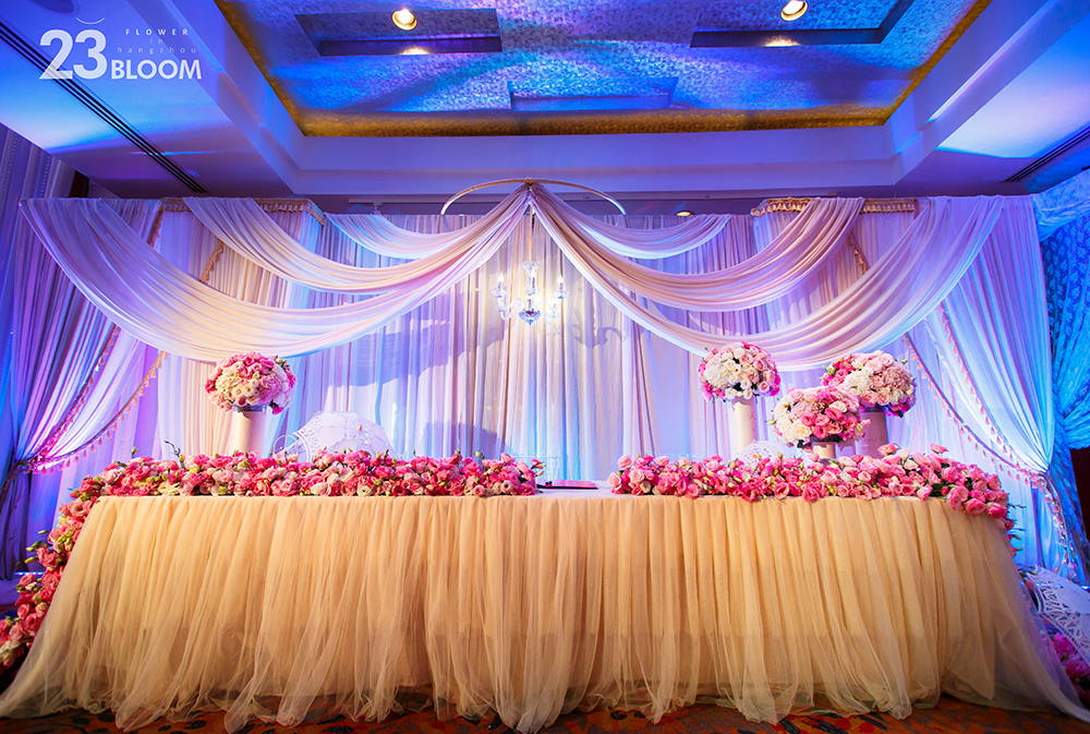 唯美梦幻风婚礼花艺布置