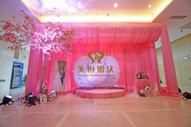 粉色佳缘-来自广州美恒婚庆客照案例 |婚礼时光