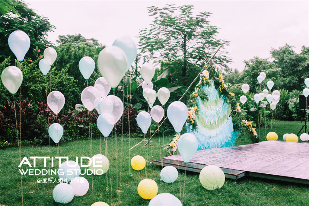 美式乡村风婚礼户外草坪婚礼气球