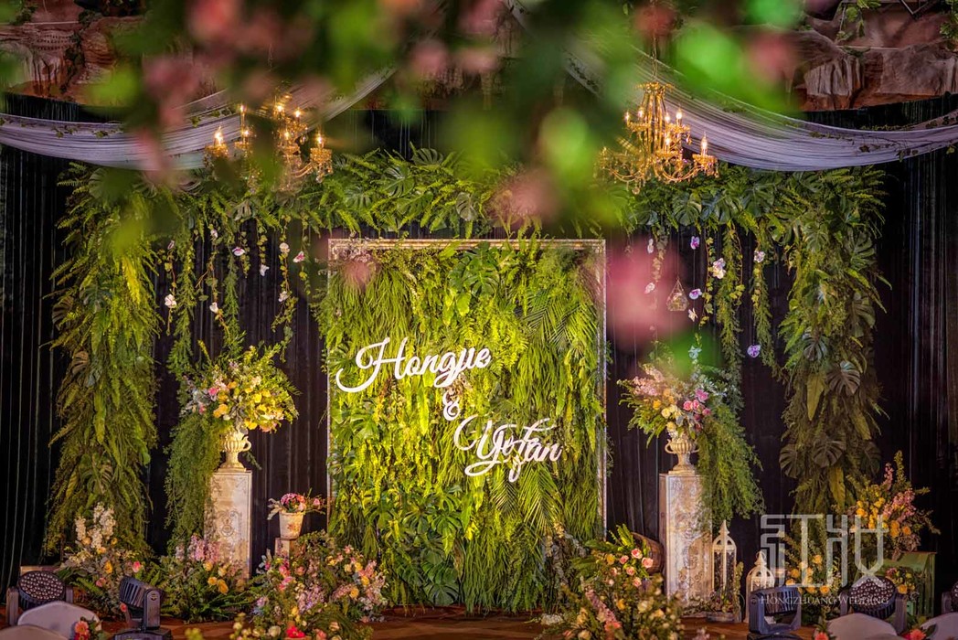 森系婚礼森系背景墙绿叶