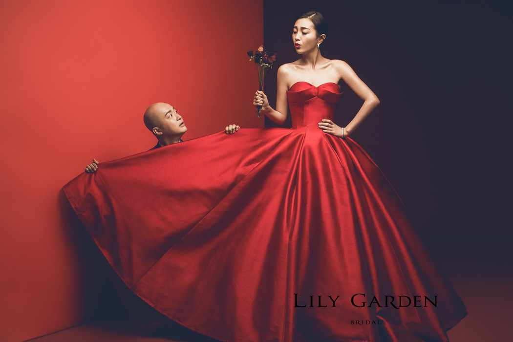包贝尔包文婧大气红礼服婚照-来自lilygardenbridal客照案例 |婚礼