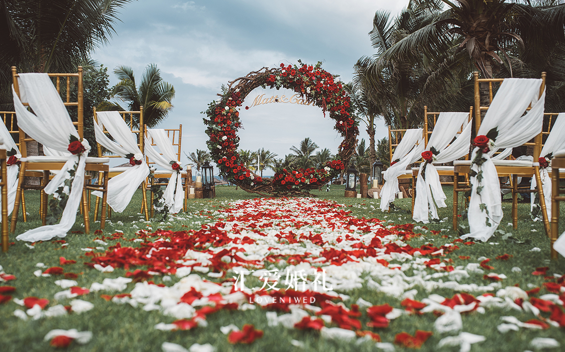 草坪婚礼 | 微风不燥,花开半夏
