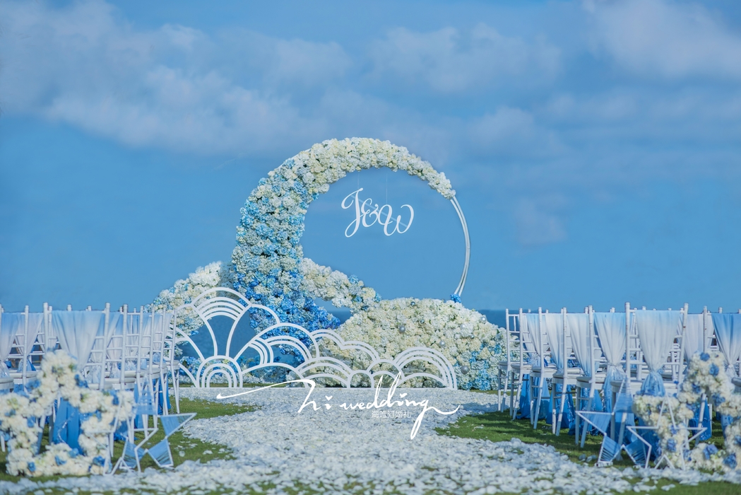 户外海边婚礼草坪婚礼背景墙