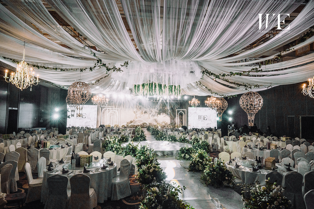 清新森系婚礼帷幔吊顶