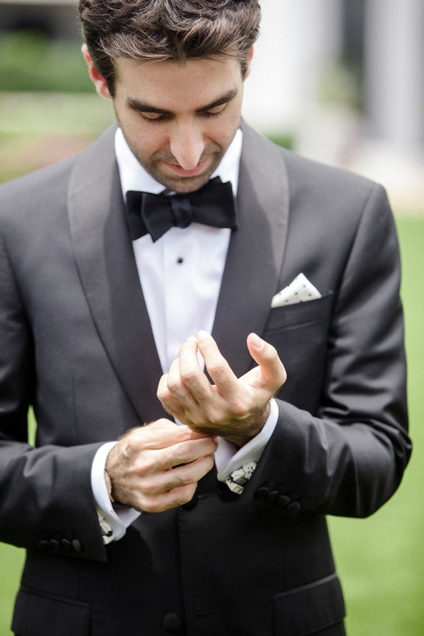 经典黑色领结,魅力男人的领间风貌